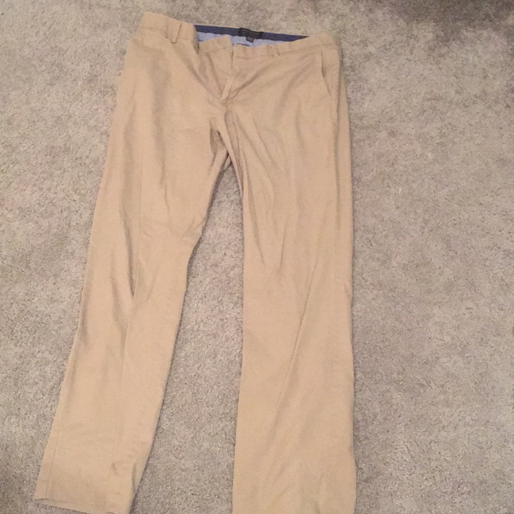 Men’s banana republic khaki pants